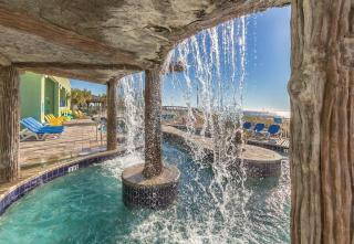 Wyndham Towers on the Grove 2BR Apartment with Resort Access - Myrtle Beach - 4