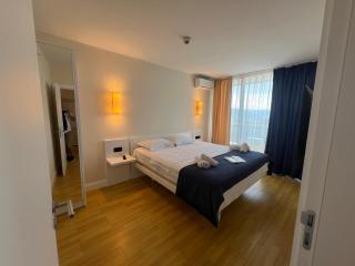 Premium City View - Batumi - 9