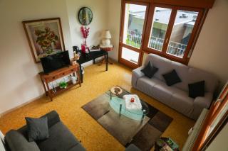 Panoramic Lake View Apartment - 2
