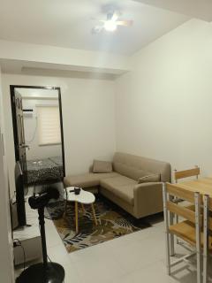 RA's 3BR Cozy Unit - Manila - 1