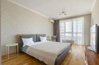 Petrovdom Apartments 18-90Б in RC Kvartet, Vasyl Lypkivskyi Street 16B - Kiev - 0