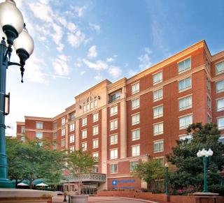 Wyndham Old Town Alexandria 1BR Apartment with Resort Access - Alexandria - 9