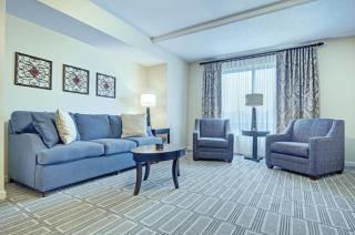 Wyndham Old Town Alexandria 2BR Apartment with Resort Access - Alexandria - 1