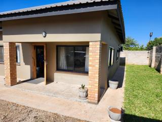 Jacana Apartments - Livingstone - 1