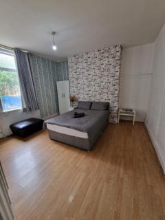 Princess Homestay - Sunderland - 9