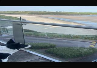 2 bed Beachfront Apartment Inchydoney Cork - Balnacart - 0
