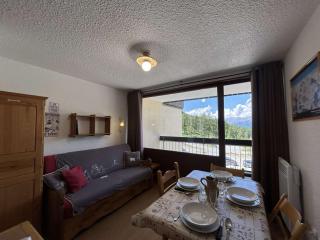 Studio cosy au ski pour 4 avec balcon, parking et wifi à Montgenèvre - FR-1-330D-95 - Montgenèvre - 4