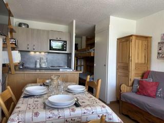 Studio cosy au ski pour 4 avec balcon, parking et wifi à Montgenèvre - FR-1-330D-95 - Montgenèvre - 2