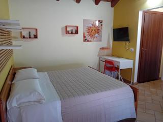 Casa Happy - La mansarda del sorriso con parcheggio privato a Valcorrente - Belpasso - 7