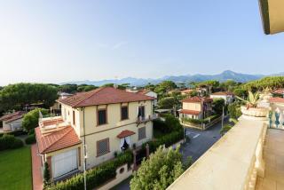 Royal Sea View Private Parking - Marina di Pietrasanta - 3