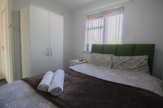 Budget Modern Room in Wolverhampton-Ideal for Work Trips - Coseley - 7