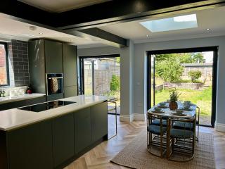 Stylish Central Norwich Stay Sleeps 6 Free Parking - Norwich - 0
