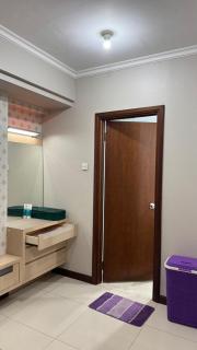 Cozy & Fully Furnished 80m2 Apart Waterplace F - Surabaya - 5