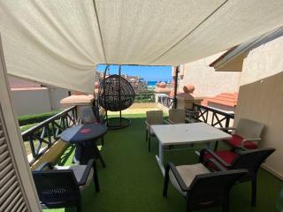 Chalet E12 Roof Lazorde Bay Resort - 3