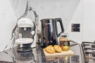 Stylish & Spacious 3 Bedroom Apartment with Large Private Garden - Londra - 3