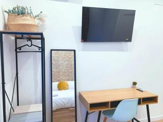 Private Room With Bathroom, Netflix & Wifi - 4