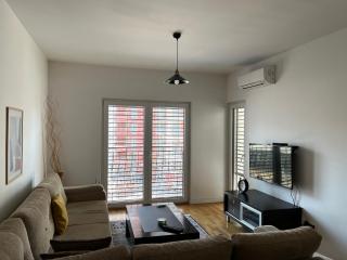 Central Luxury Apartment - 5