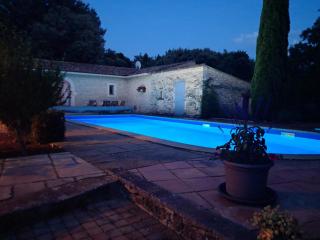 Villa spacieuse à Chamaret avec piscine privée - Chamaret - 1