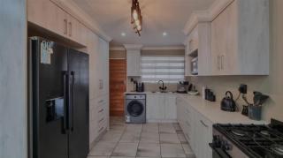 Waveside Haven - East London - 2