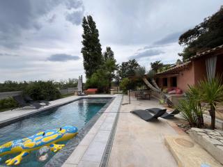 Villa provençale entre Campagne aixoise & Luberon - Rognes - 0