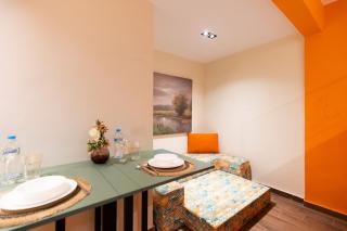 Orange Blossom 5 min Airport Jacuzzi Suite, Massager - Cairo - 2