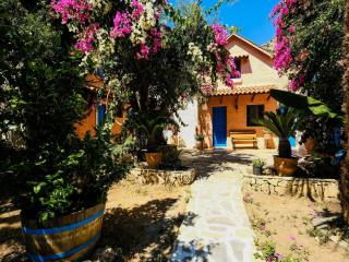 Welcoming Holiday Home in Palaiochora with Balcony - Palaiochóra - 4