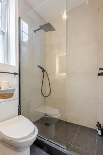 Prime location Lovely 3BR downtown MTL - Montréal - 9