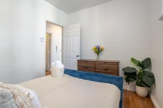 Prime Location Gorgeous 4BR Downtown MTL - Montréal - 6