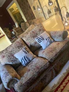 Netflix classy central grown floor flat - Banī Ghālib - 7