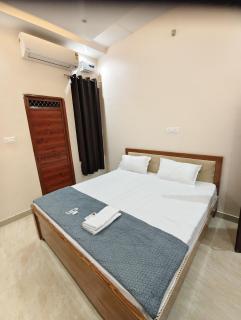 Divine Stay - Ayodhya - 1