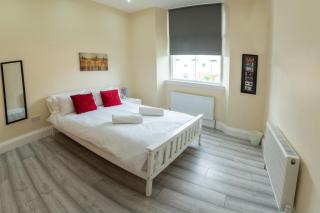 Large Flat in Edinburgh F2 with Mountain View - 5