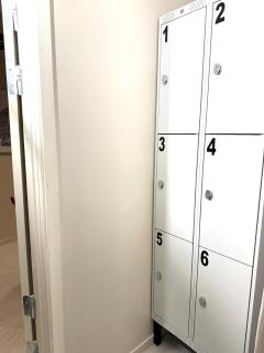 Shared 6 Bed Mixed Dorm Room - Estocolmo - 4