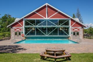 Country Club Charm - 4-Bed Radiant Resort Condo - Edgar - 9