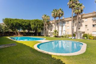 SeaBreezeHeaven - Sea View Apartment, Pool & Spacious Terrace with BBQ - 50m from Sant Pol Beach - 0