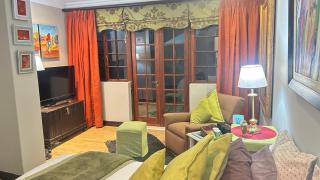 Artzy's Guest Bedroom - Northriding - 1