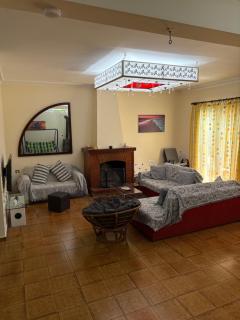 HeidiHouse - Patra - 8