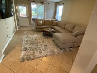 Charming Furnished Home in Northwest San Antonio - San Antonio - 9
