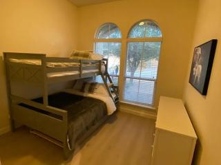 Charming Furnished Home in Northwest San Antonio - San Antonio - 8