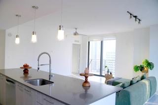 Artist Minimalist Loft - Miami - 2