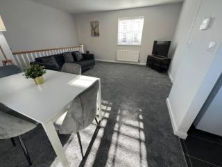 Two Double Bed Coach House with Parking Fast WiFi - Colchester - 6
