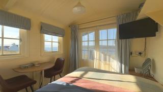 Shepherd's Hut - - 8