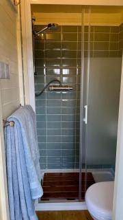 Shepherd's Hut - - 6