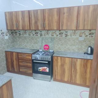 Goldem Seasons Furnished Apartment 10 - Salalah - 4