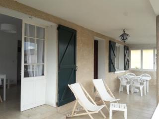 F3 jardin, parking, terrasse à 80 m de la plage à Saint cyr sur mer - 8