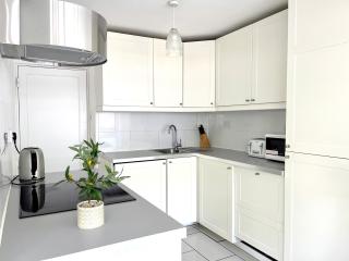 Fab 3-bed 2-bath Oxford Street, Regents Park, Fitzrovia W1 - London - 0