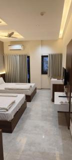 Hotel The Grand Khodiyar - Visnagar - 9