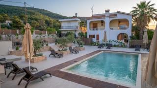 Serenity Boutique Apartments - - 6