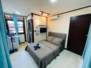 TTS Staycation Chalet - 9