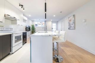Longueuil New Stylish 3-BDR free parking close to Dix 30&DT - Longueuil - 7