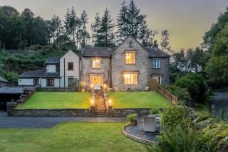 Danes Court House - Bowland Bridge - 0